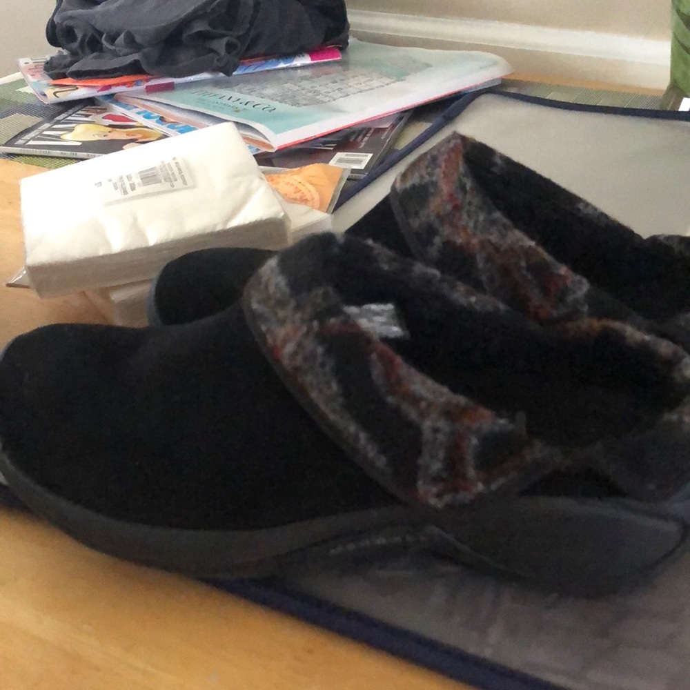 MERRELL MOC SLIP ONS